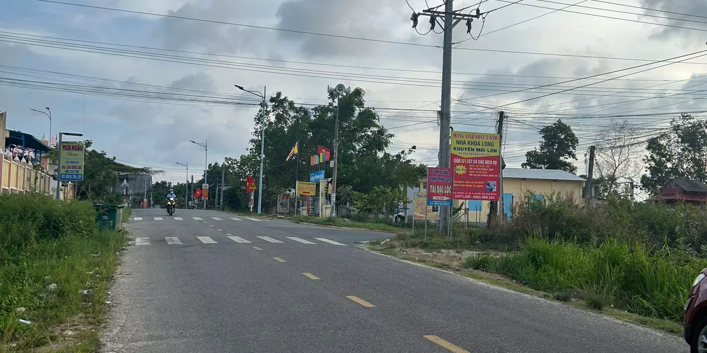 Bán 5m x 22m đất thổ cư mặt tiền Lê Văn Tám, LaGi giá ngộp 1.8 tỷ