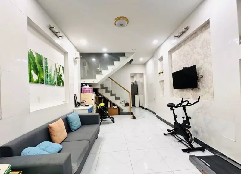 Bán nhà đường số 5, Phường Linh Tây, Thủ Đức, TP HCM. DT 51m2, 2 tầng, SH. Giá 4.93 tỷ