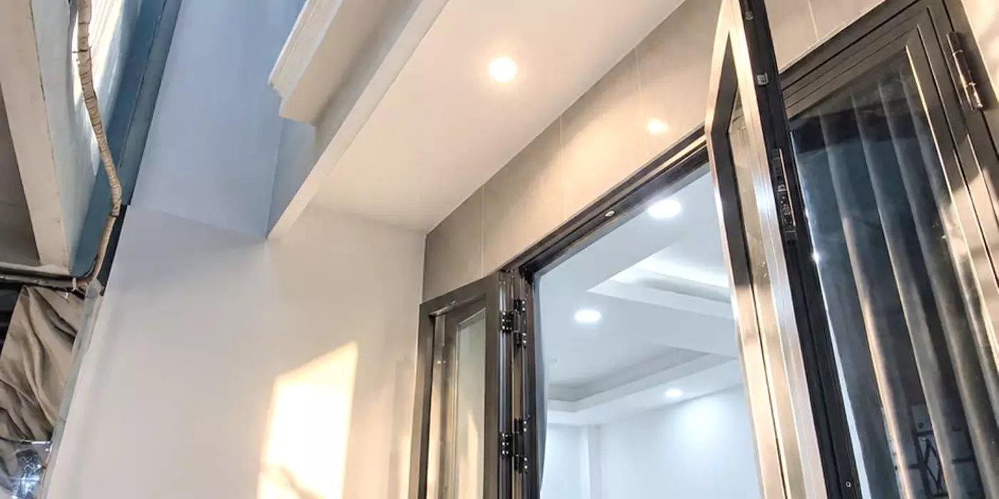 Nhà mới 2 lầu sân thượng hẻm 152 Hưng Phú P8Q8 P.Chánh Hưng