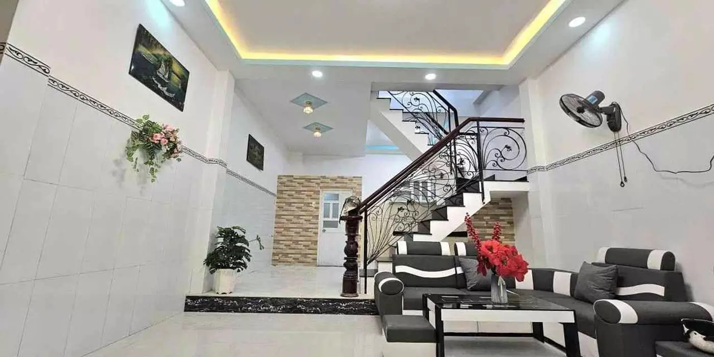 BÁN NHÀ QUẬN 8 - NGANG KHỦNG 9M - 5.49 TỶ- CÁCH MT 20M