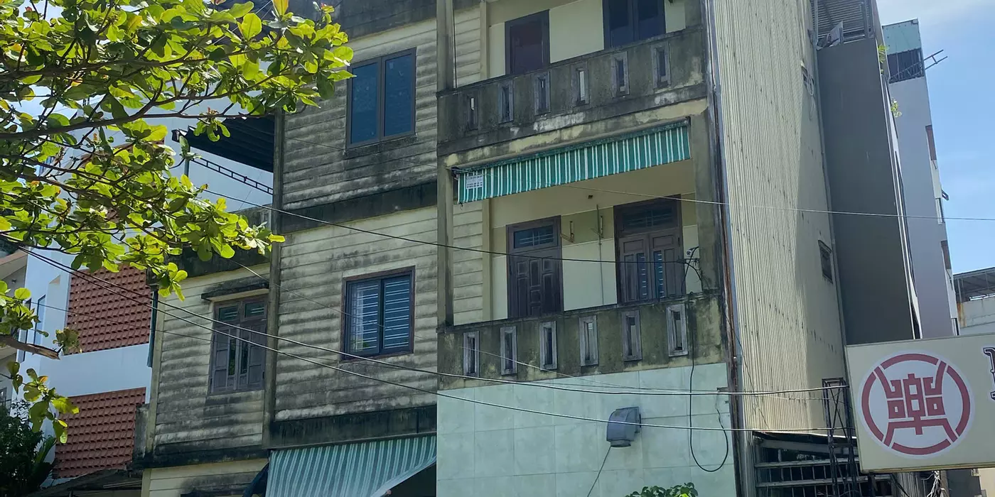 CHO THUÊ NHÀ 3 LẦU VỊ TRÍ ĐẸP – SÁT PHẠM VĂN ĐỒNG, SƠN TRÀ, ĐÀ NẴNG.