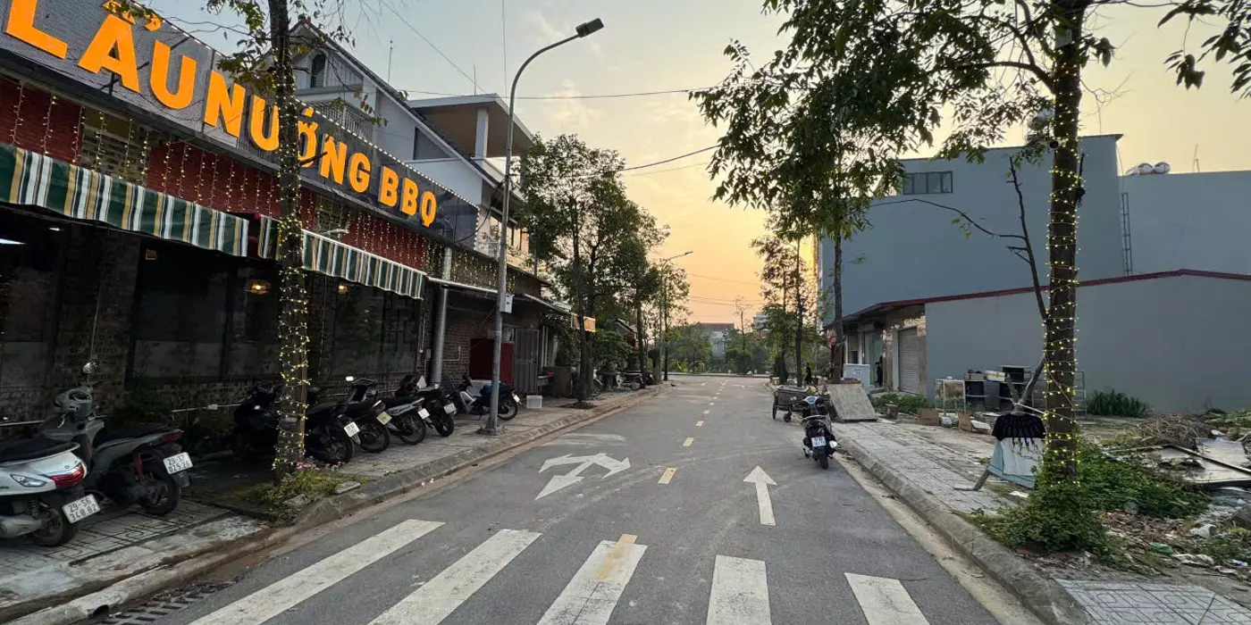VỊ TRÍ KIM CƯƠNG TẠI ĐẤT THỊ TRẤN TỔ 1 -TẠI SÓC SƠN HÀ NỘI -DT 90 M FUN THỔ CƯ