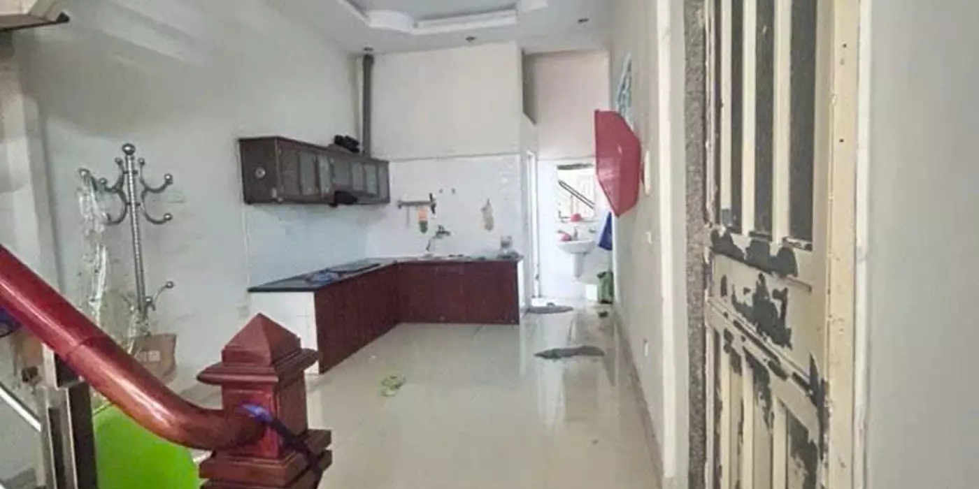 Bán 46M kim ngưu tặng nhà lô góc ô tô tải tránh kinh doanh sầm uất hai bà trưng