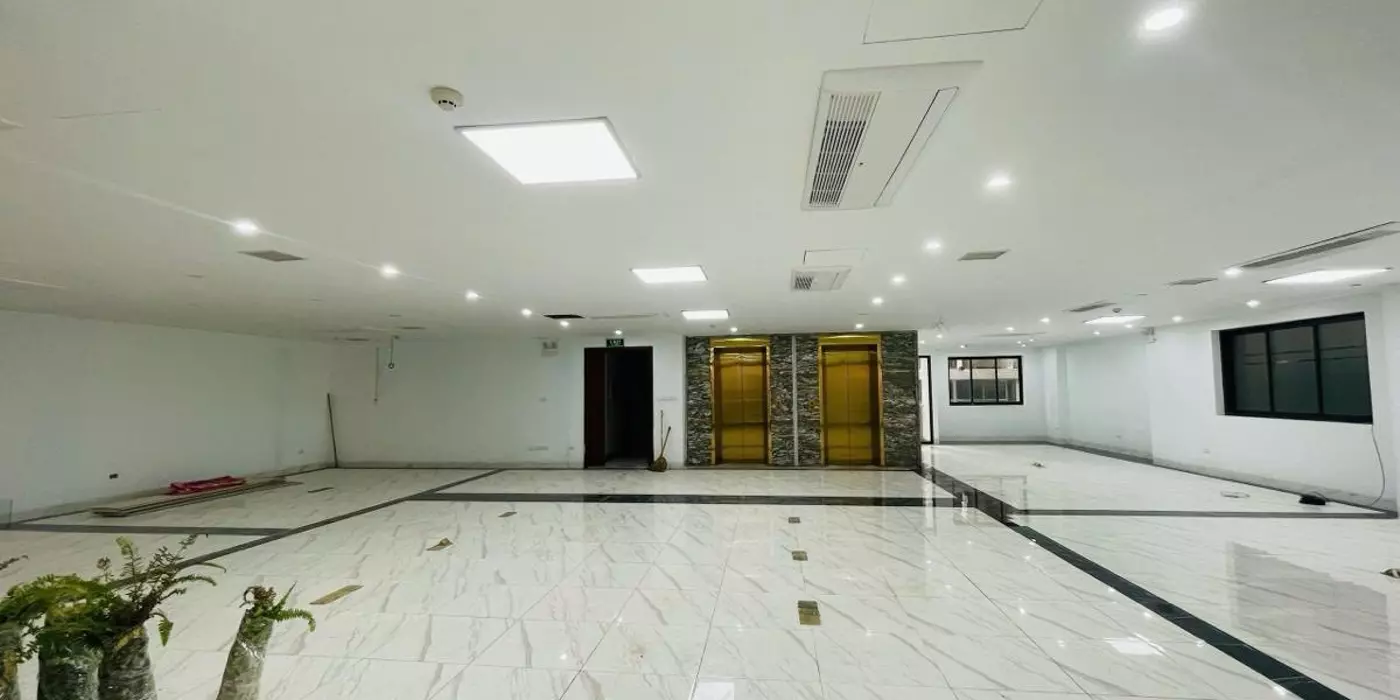 🏢 TÒA VĂN PHÒNG TRÍCH SÀI - TÂY HỒ - 8 TẦNG (1 HẦM) - 2 THANG MÁY - DOANH THU 2.5 TỶ/NĂM