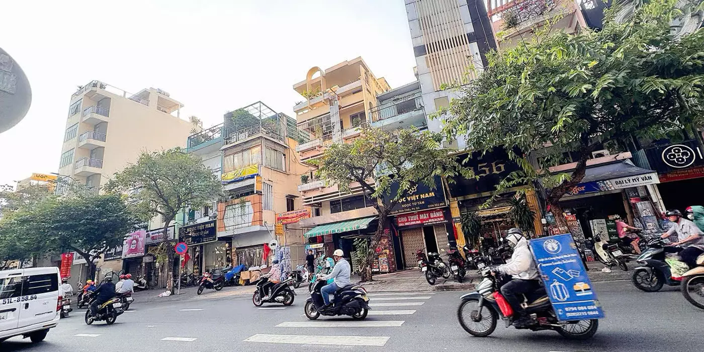 BÁN TÒA NHÀ 7 TẦNG MẶT TIỀN Đ.NGUYỄN ĐÌNH CHIỂU, QUẬN 3- NGANG LỚN 7.9M*21M- HDT ĐỀU 11TR/TH- CHỈ