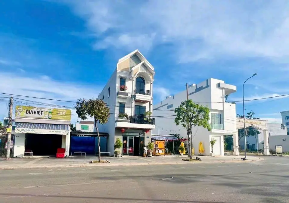 CHÍNH CHỦ CẦN BÁN GẤP ĐẤT MẶT TIỀN ĐƯỜNG VÕ VĂN KIỆT – XÃ HÒA LONG, TỈNH BÀ RỊA – VŨNG TÀU
