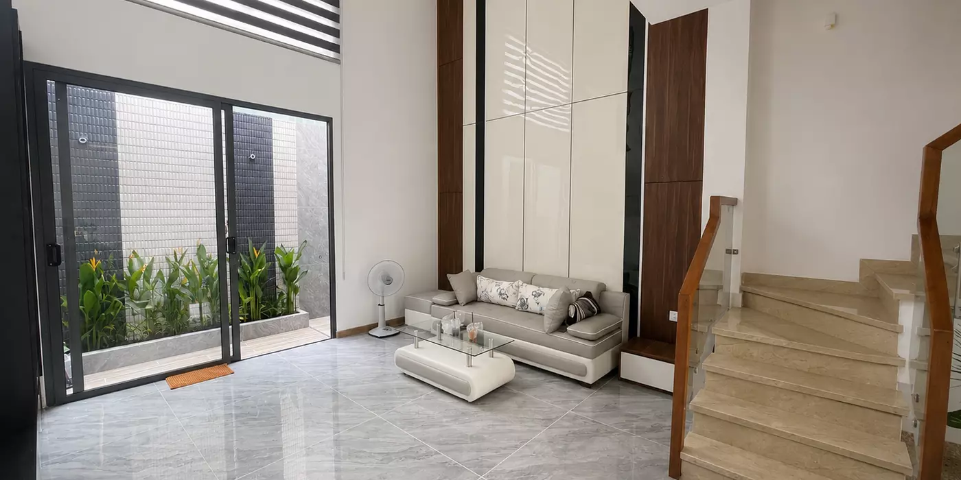 Bán nhà mặt tiền đường số 5A chợ Bình Long, 70m 2, kế bên aeon tân phú,nhà mới tinh 5 lầu đường 8m