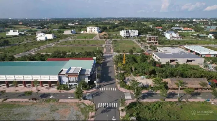ĐẤT NỀN LONG CAN - LONG AN
DIỆN TÍCH 100m2
Giá chỉ từ 1 tỷ