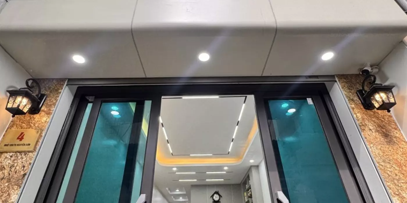 BÁN NHÀ 5 TẦNG-THANG MÁY Phố Nguyễn Sơn-Long Biên 60m2 X13.8 tỷ.