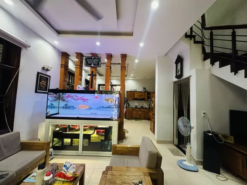 Bán Biệt Thự đường số 10, Phường Phước Long B, Q9, Thủ Đức, TP HCM. DT  178m2, 3 tầng. Giá 24.3 Tỷ
