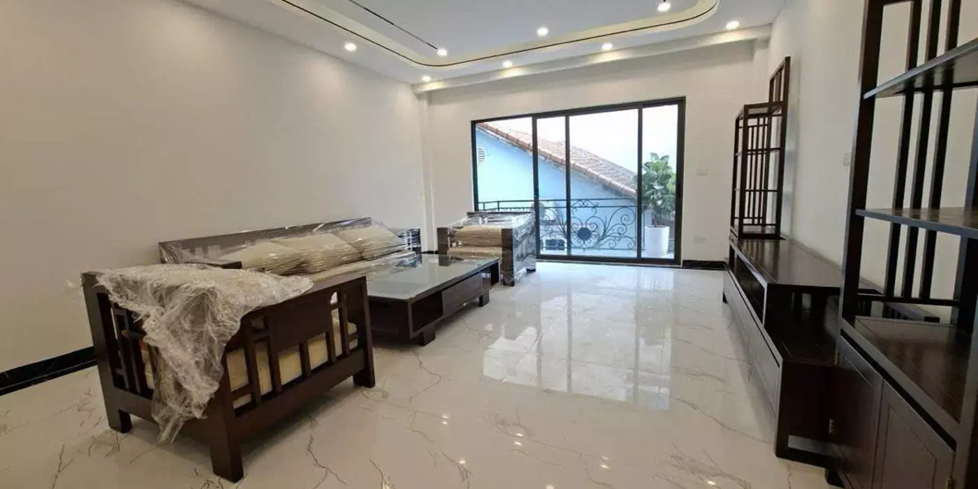 Bán nhà Ngọc Lâm 80m 6 tầng MT4.8m thang máy gara ô tô kinh doanh hơn 20 tỷ