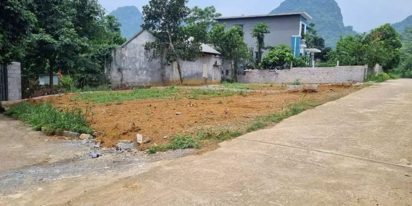Đất đẹp sẵn sổ công chứng , 100m ra nhà văn hoá, 800m ra chợ Đồi Sim