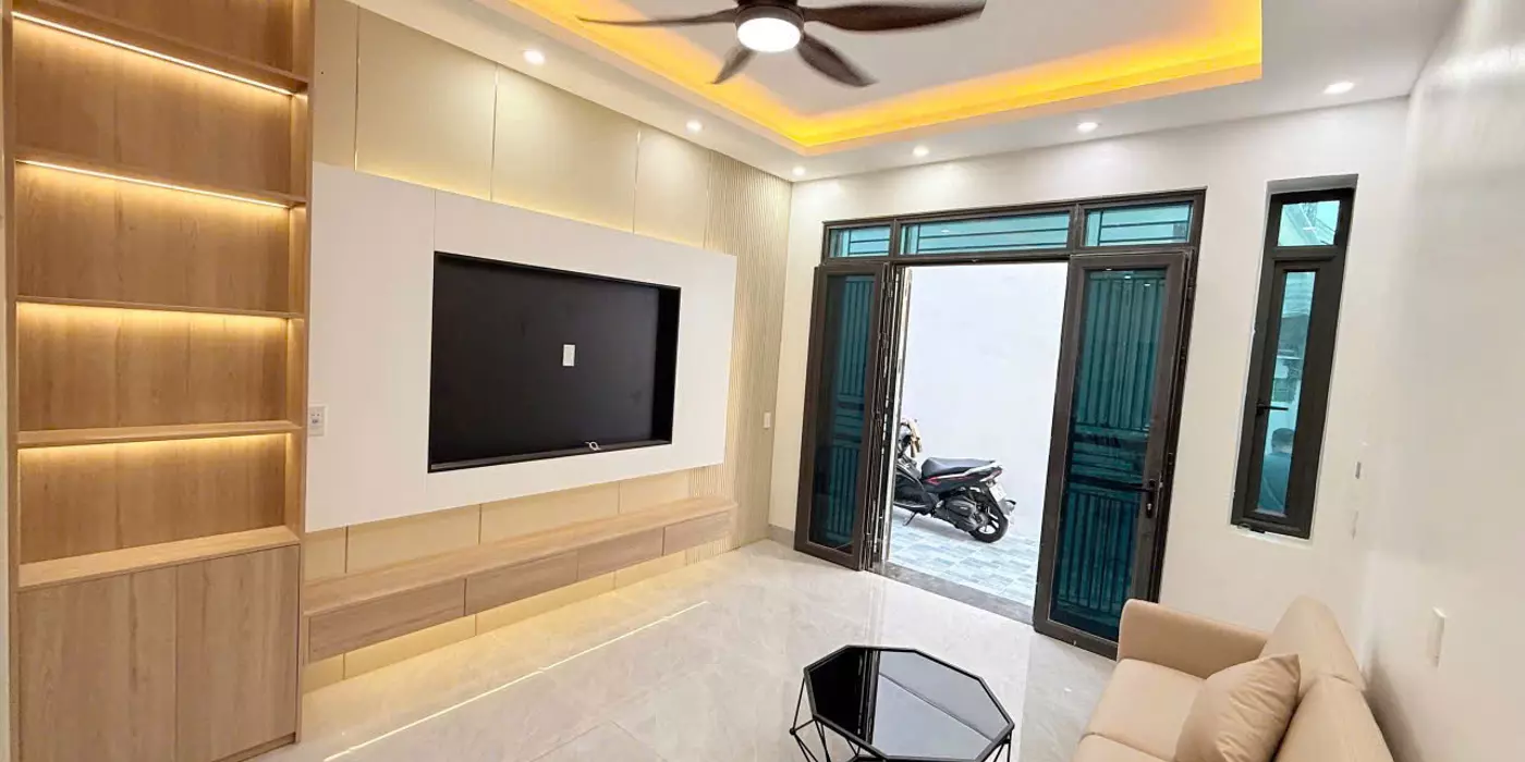 bán nhà 4 tầng trung tâm đề thám - bồ xuyên - tp thái bình cũ