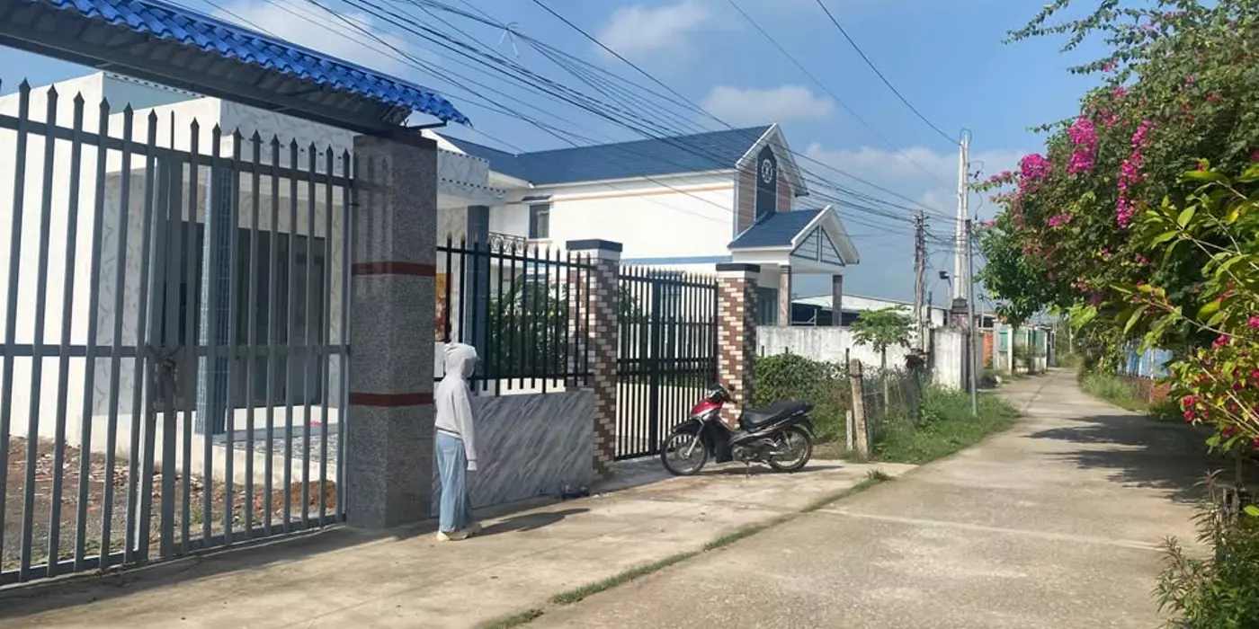Bán nhà vườn mới xây Thạnh Đức tdt 1170m2 (150m2 thổ) có ao cá giá 3 tỷ