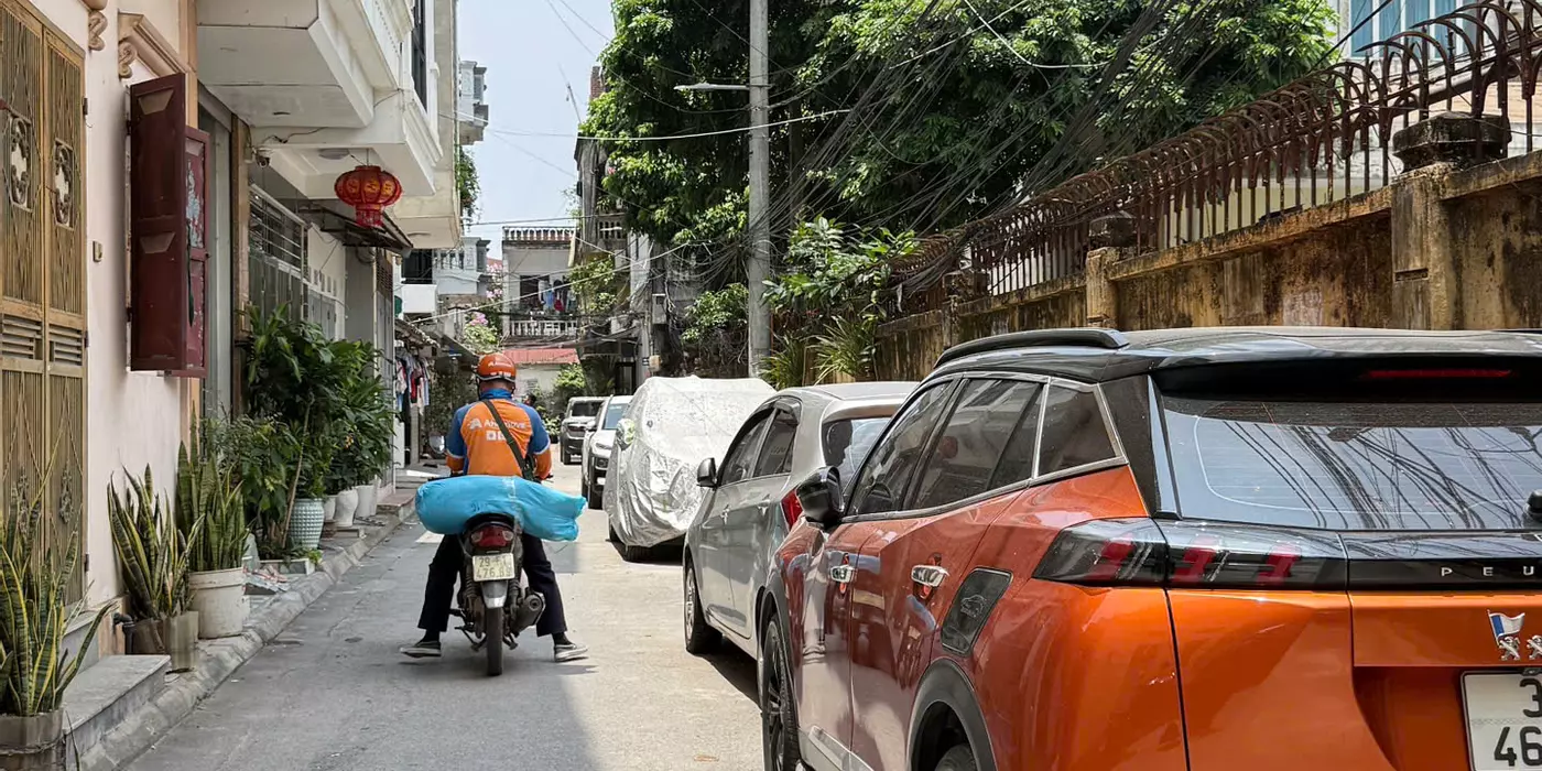 NHÀ ĐẸP NGỌC THUỴ - 7 TẦNG THANG MÁY - 2 Ô TÔ TRÁNH Lý Sơn 52m2 X 15.5 tỷ Long Biên.