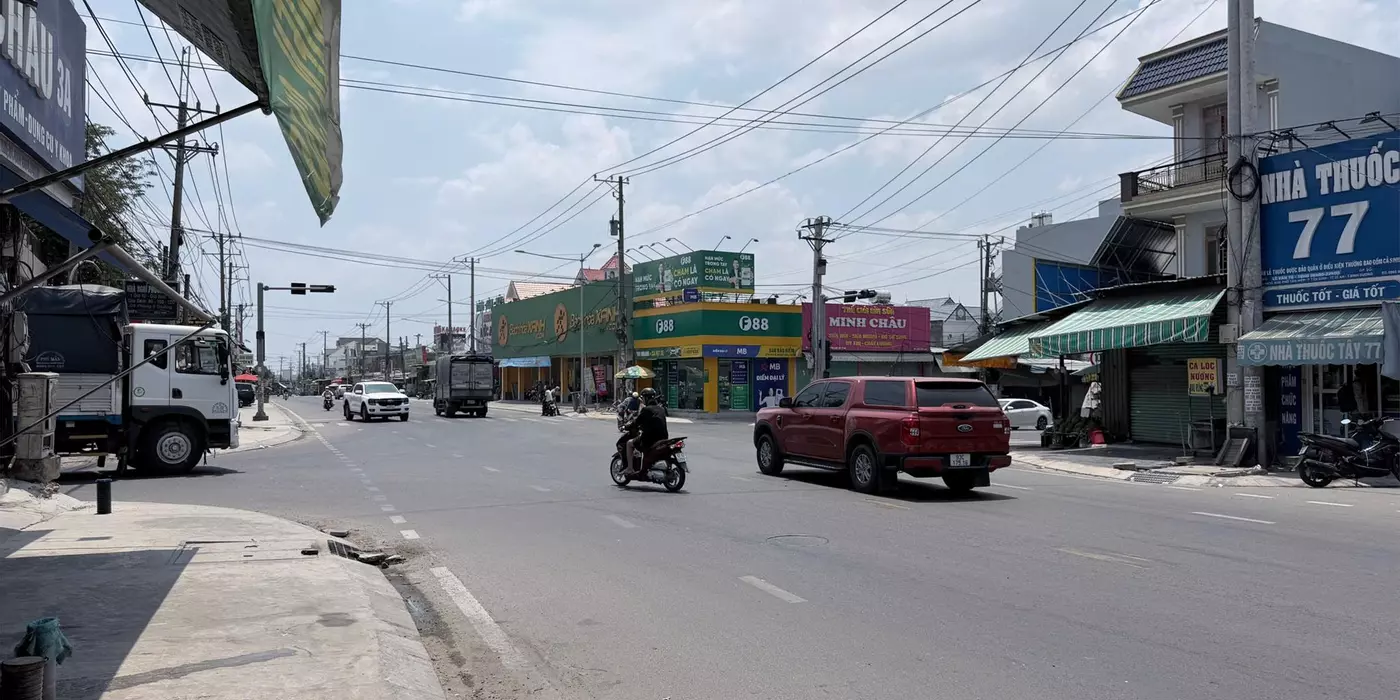 Tọa độ giao thương sầm uất, mặt tiền Liên Huyện, 150m2, ngang 5m, dài 30m, 1 tầng, 5.3 tỷ, Thuận An