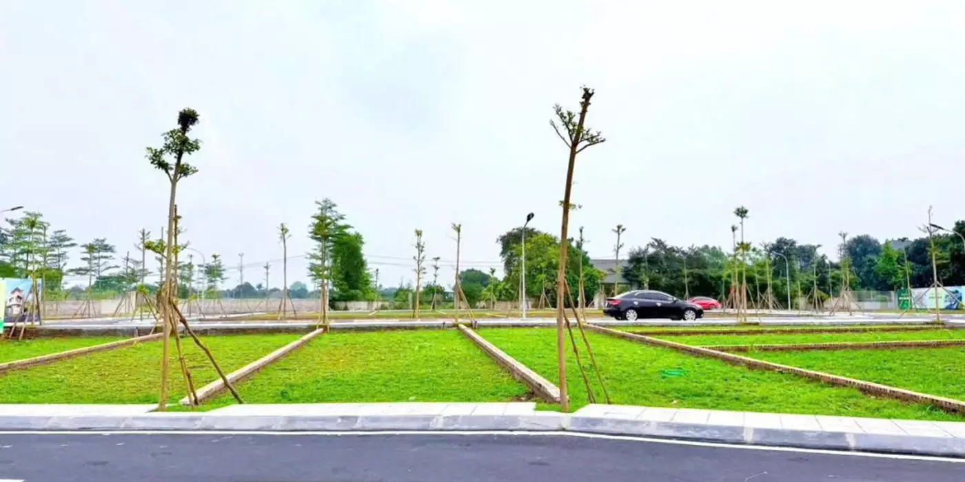 Bán đất nền khu Hoà Lạc - ĐH Quốc gia 100m2 full thổ cư, mặt tiền 8m, đường trước 9m, giá 3,5 tỷ
