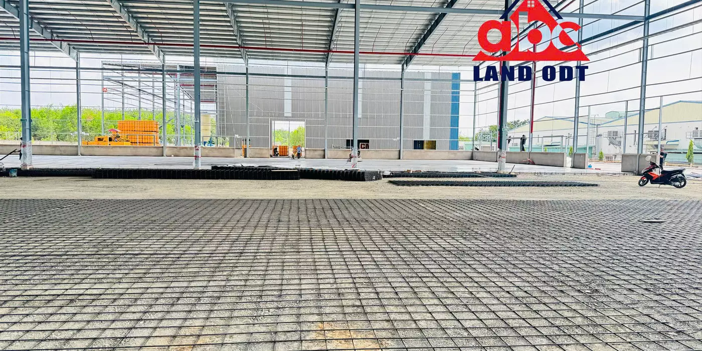 XT111 cho xưởng sản xuất, khung thép tiền chế, thu hút nhiều ngành nghề CNC. giao liền
