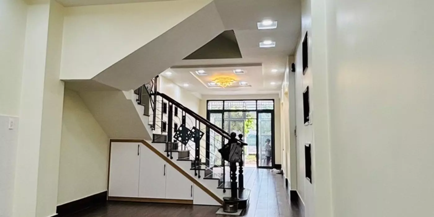 Bán nhà mặt tiền 4 tầng KDC Ứng Thành 4x20 chỉ 8 tỷ 8 ngay Lê Bôi