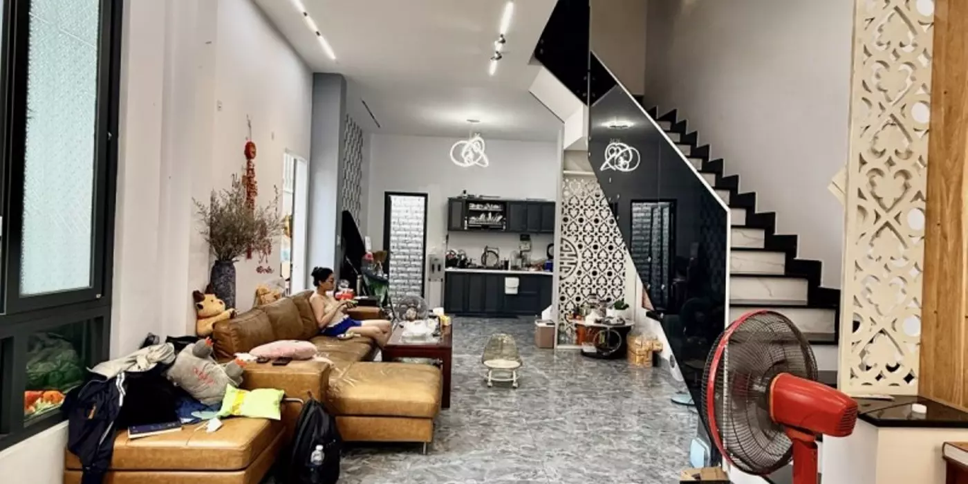 Bán nhà mặt phố 3 tầng, đường số 38, Hiệp Bình Chánh, Thủ Đức, TP HCM. DT - 70m2. Giá  8.4 tỷ
