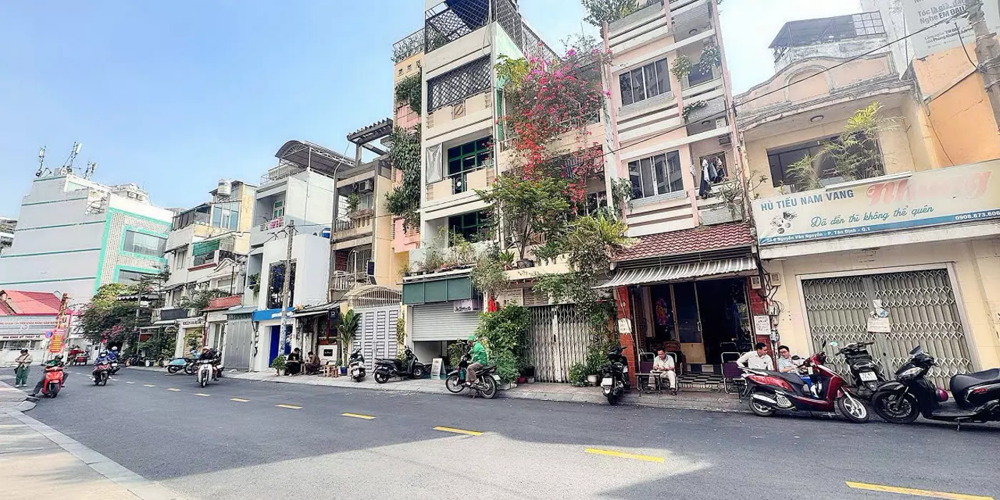HIẾM NHÀ BÁN - BÁN NHÀ 4 TẦNG CÓ THANG MÁY MẶT TIỀN KD Đ.NGUYỄN VĂN NGUYỄN, TÂN ĐỊNH, QUẬN 1 - DT