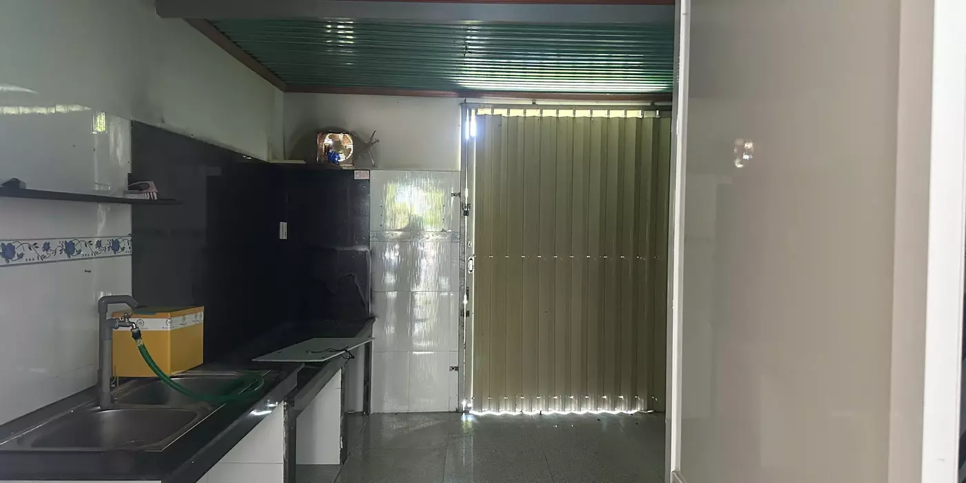 Bán nhà KDC Lương Thực, Tân An, LaGi giá ngộp 2.4 tỷ