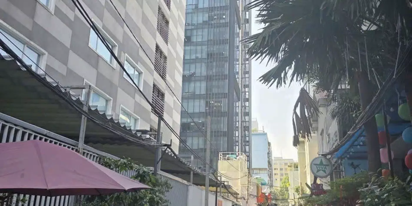 Bán nhà Mặt tiền Hẻm 8m Cao Thắng - Nguyễn Thị Minh Khai, 13x18m, 2 Tầng, 76 Tỷ.