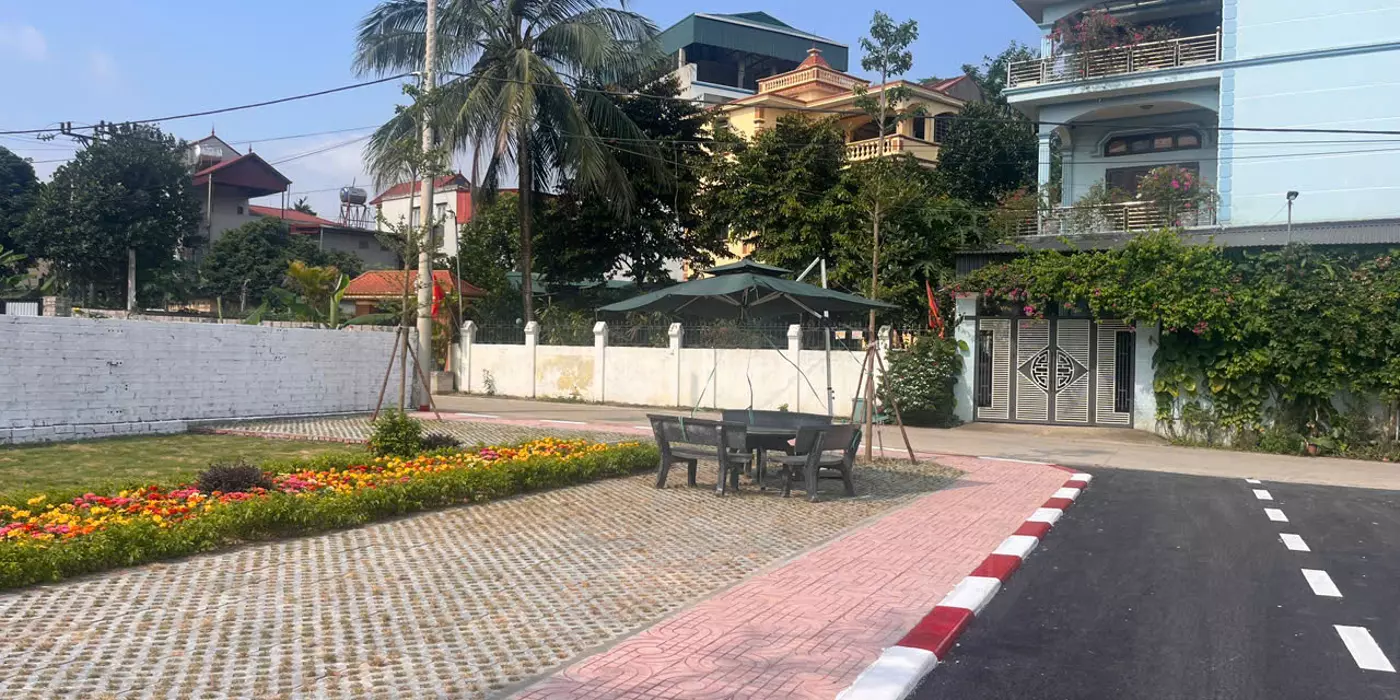 SỐC - Lô đất có 1-0-2 ở trung tâm Hoà Lạc, diện tích 100m2 full thổ.