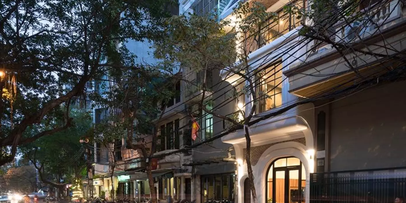 Bán gấp nhà mặt phố Triệu Việt Vương, Hai Bà Trưng 236m2, MT 10m kinh doanh Văn Phòng