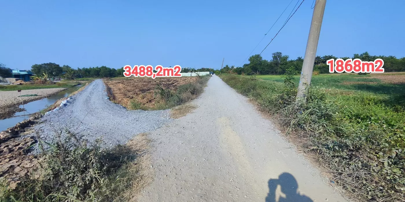 CẦN BÁN 5356M2 ĐẤT VƯỜN MT ĐƯỜNG BỜ BAO XÓM HỐ
