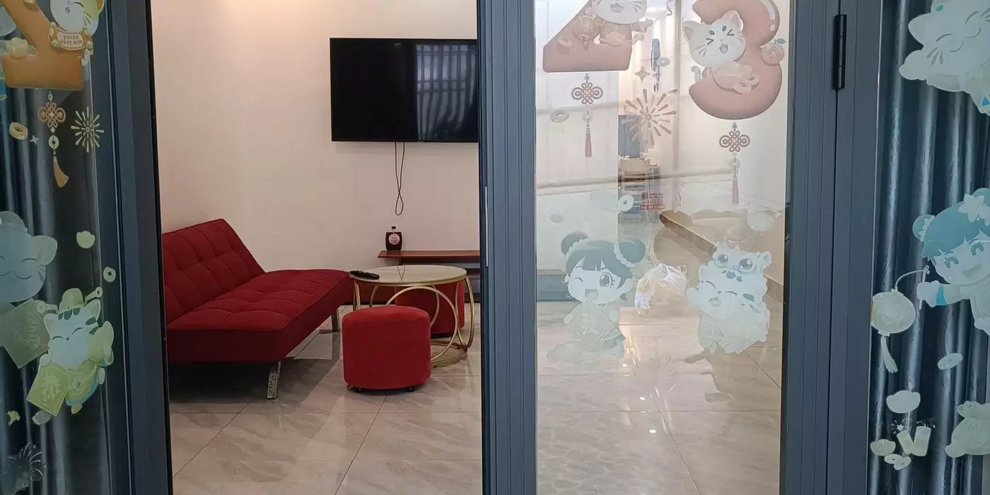 CHO THUÊ NHÀ ĐƯỜNG CÁCH MẠNG THÁNG 8- ĐÀ LẠT  8 TRIỆU