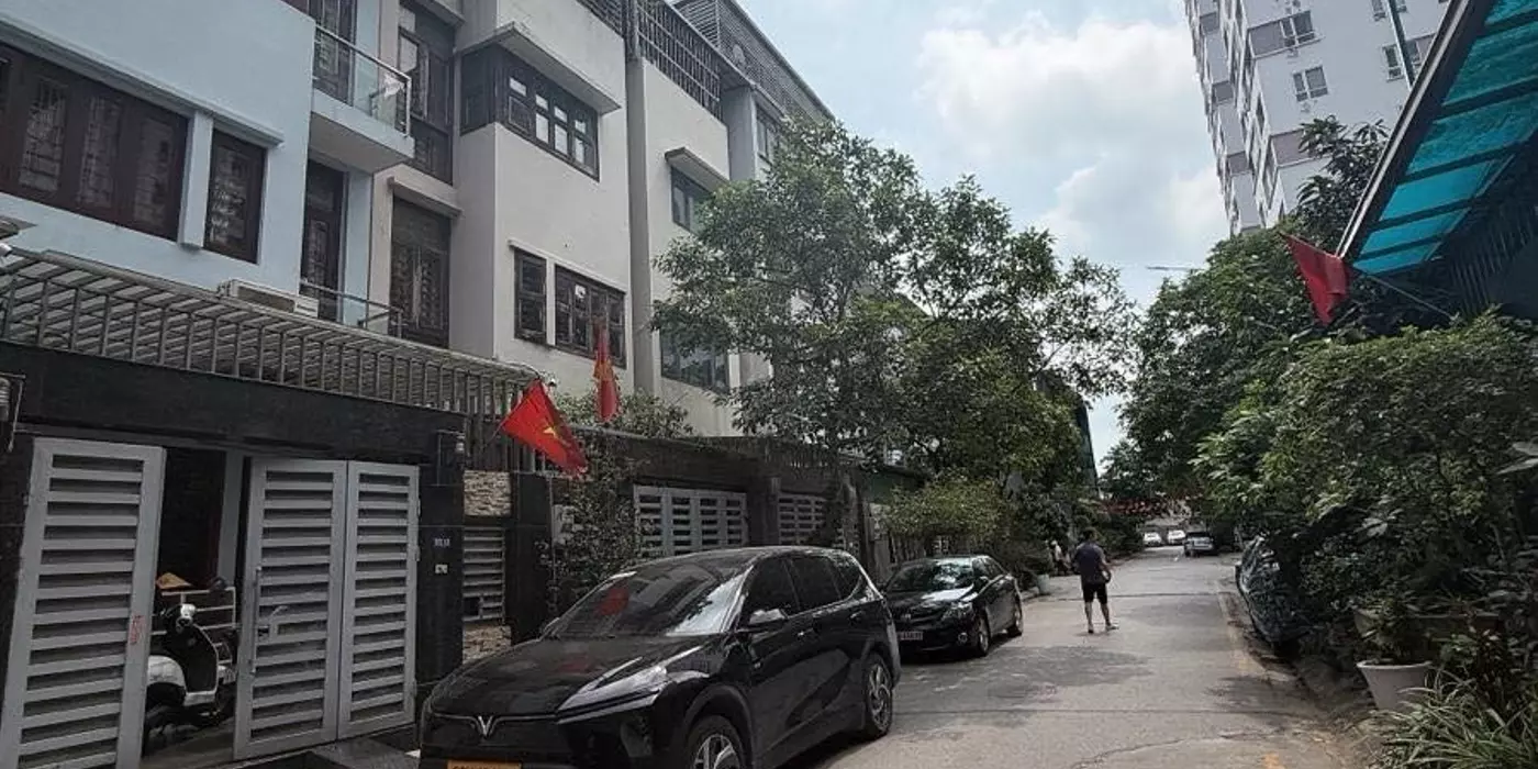 🏢 BÁN LIỀN KỀ PHÂN LÔ HOÀNG VĂN THÁI - 90M2 - 4 TẦNG - Ô TÔ TRÁNH VỈA HÈ - 34,5 TỶ