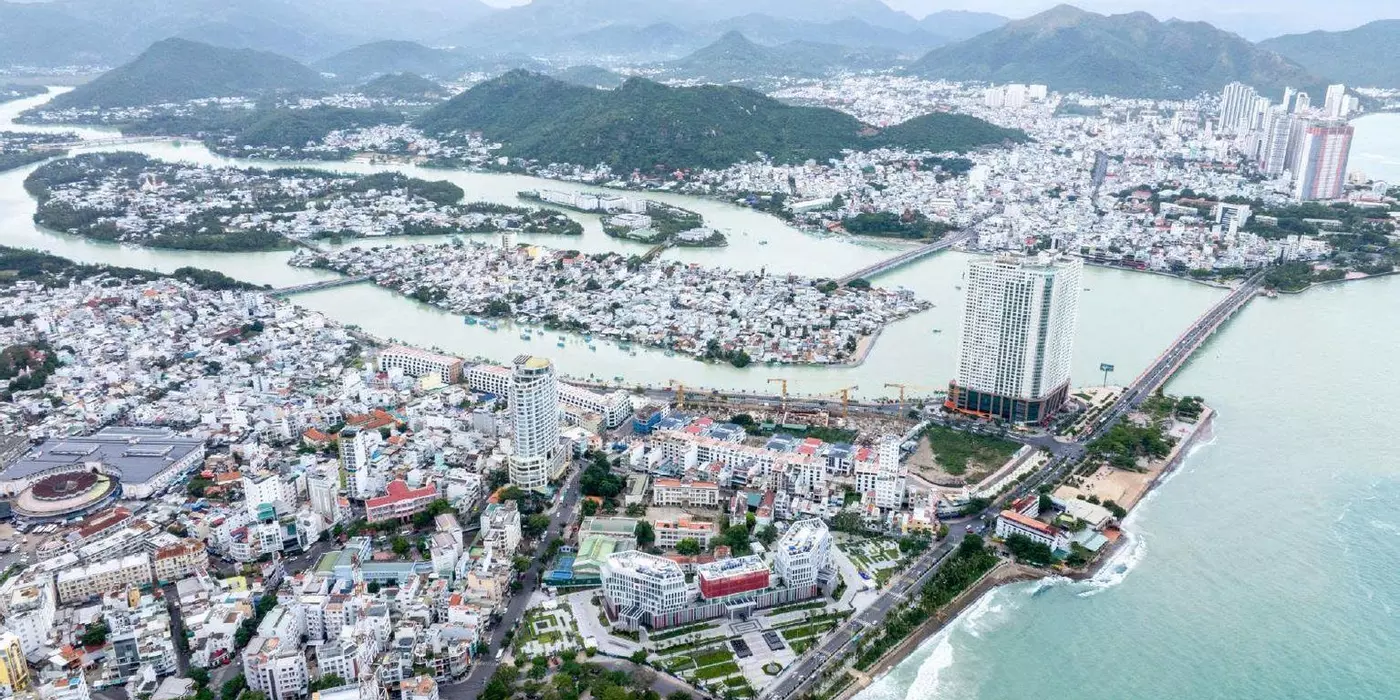 MÙA HÈ GỌI TÊN, DÒNG TIỀN ĐỔ VỀ! ĐÓN ĐẦU LƯỢNG KHÁCH "KHỦNG" VỚI CĂN HỘ WELLTONE NHA TRANG – SỔ ĐỎ