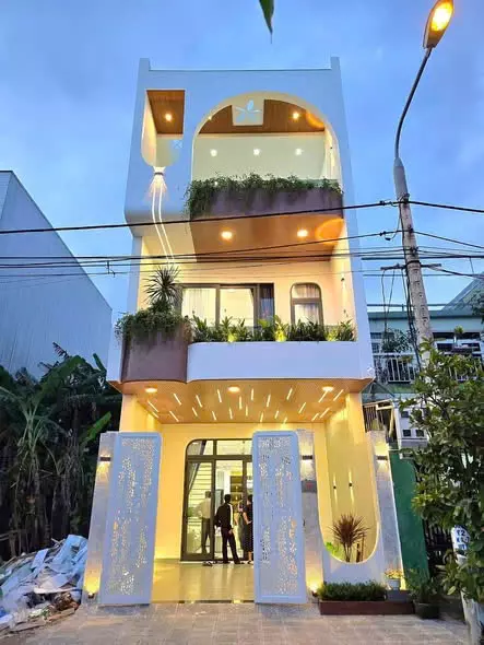 Chỉ 2ty4 sở hữu ngay căn nhà 1 trệt 2 lầu, pháp lý rõ ràng, tại Thủ Dầu Một, Bình Dương.