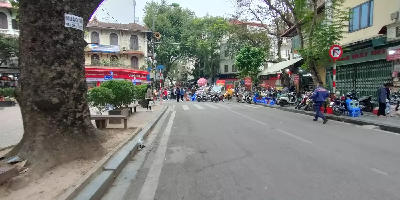 Bán đất mặt phố Hàng Dầu, view hồ Hoàn Kiếm 340m2, mt 11m xây khách sạn quá đẳng cấp