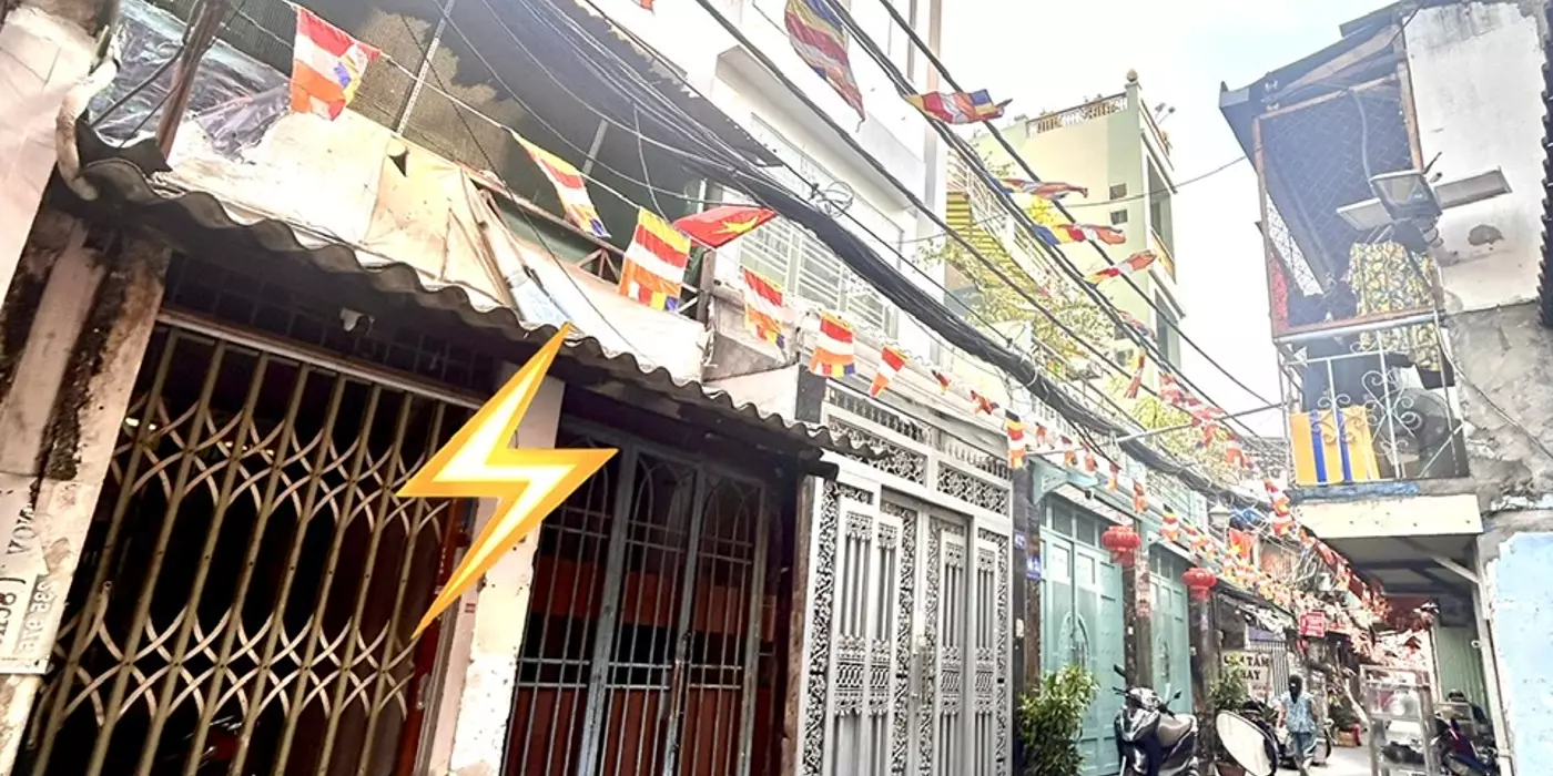 NHÀ ĐẸP VÀO Ở NGAY- Đ.NGUYỄN KHOÁI- HẺM XE HƠI- 46M2 CHỈ 7T- GIAO THƯƠNG TÔN THẤT THUYẾT VÀ BẾN