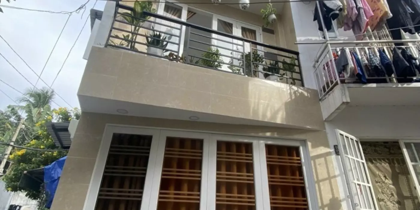 Nhà 4 Tầng Còn Mới Vào Ở Liền - Căn Góc Hướng Đông Nam Mát Mẻ Quanh Năm - Hẻm Trước Nhà 3.5m Thông