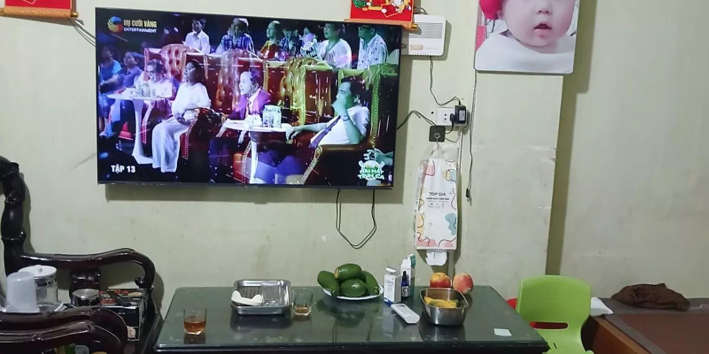 Cần bán 33,5m2 nhà 2 tầng mặt ngõ Ngô Xuân Quảng. Khổ đẹp, cách 1 nhà ra mặt phố chính