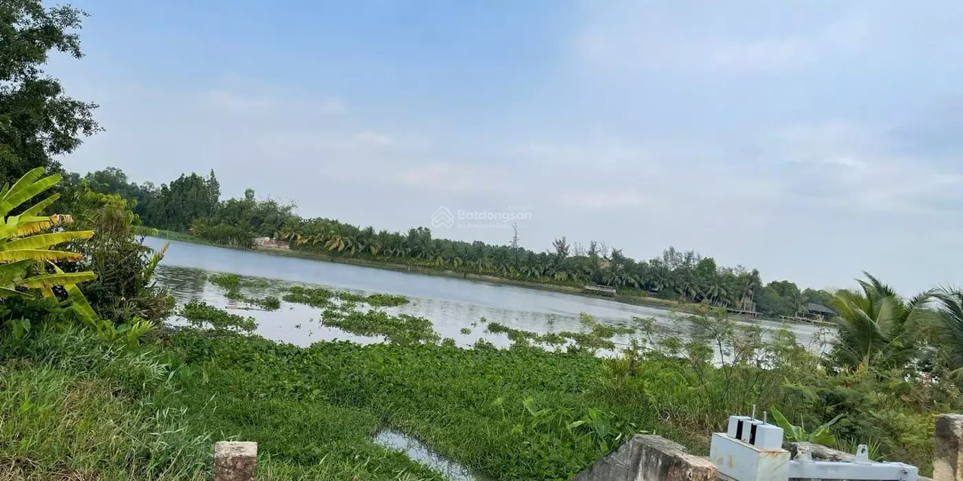 bán lô Đất mặt tiền  sông - gần Vinhomes Grand Park - Q9 - Gần đền thờ tổ NSUT Hoài Linh.