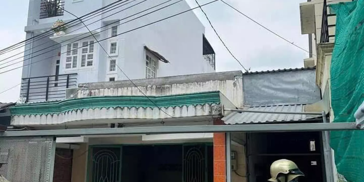 CẦN BÁN GẤP NHÀ HẺM 851 HUỲNH TẤN PHÁT – QUẬN 7