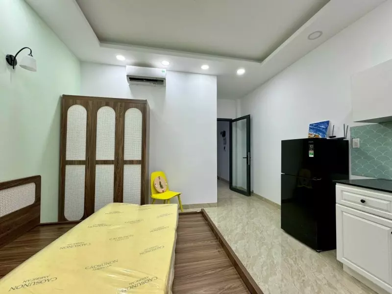 Bán nhà hẻm Phạm Văn Đồng, Thủ Đức, TP HCM. DT 74m2, 4 tầng. Giá 8.8 tỷ.