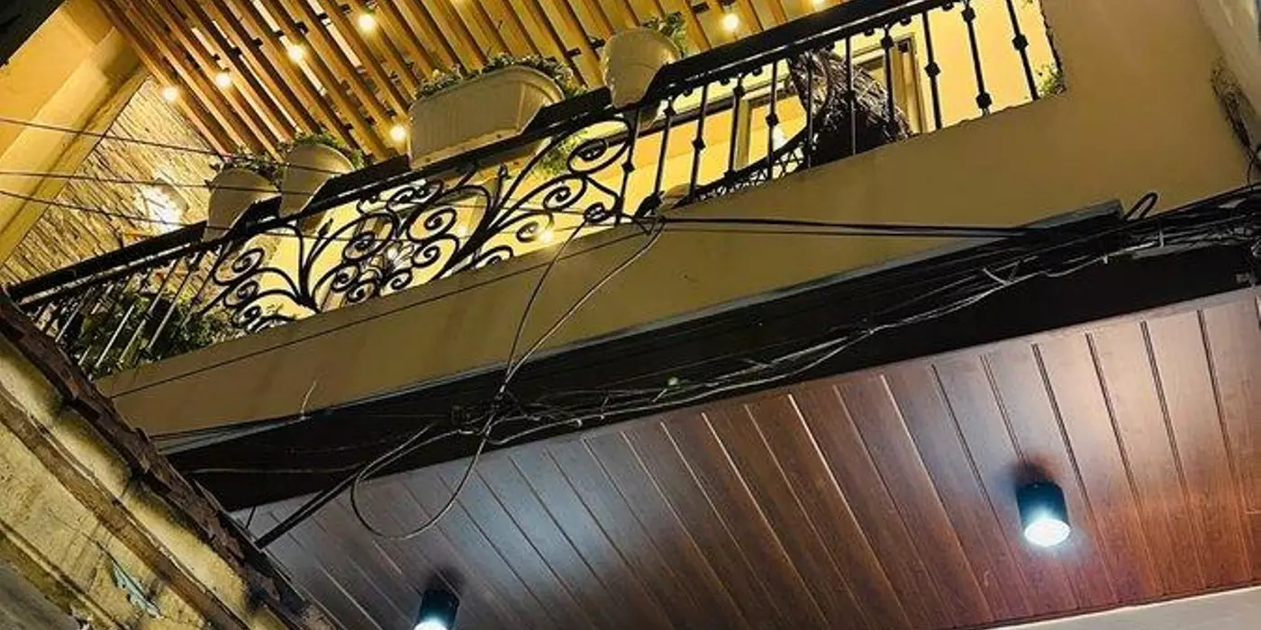 VIP BA ĐÌNH - HÀNG XÓM VIN GALLERY - NGÕ BA GÁC TRÁNH - CÁCH PHỐ VÀI BƯỚC CHÂN - FULL NỘI THẤT -