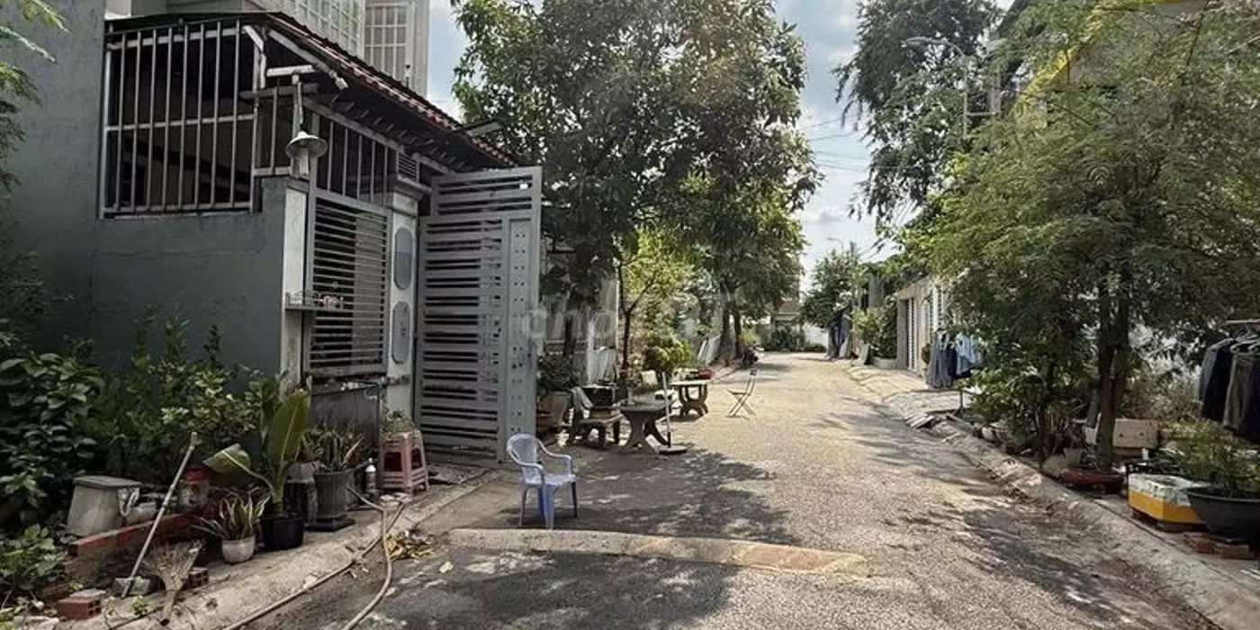 NHÀ  ĐẸP – GIÁ TỐT  – CHÍNH CHỦ CẦN BÁN GẤP NHÀ Tại Xã Xuân Thới Sơn, Huyện Hóc Môn cũ, HCM