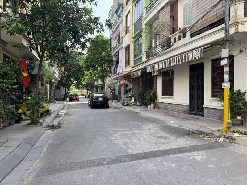 Bán Đất TĐC Xóm Lò Thanh Am 40m2, Đón Sóng Hạ Tầng: Công Viên, Hồ Điều Hòa