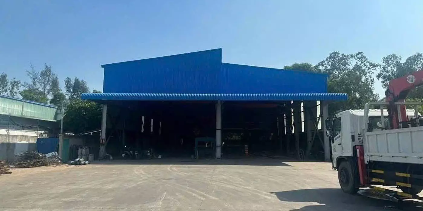 XƯỞNG MẶT TIỀN NGUYỄN VĂN BỨA – HÀNG HIẾM HÓC MÔN – DT KHỦNG 1.665M²