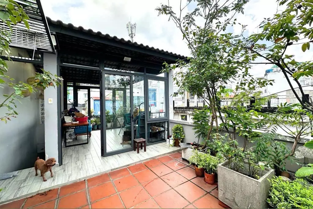 NHÀ ĐẸP Đ.BẾN VÂN ĐỒN- 72M2 NGANG 4.9M- NHỈNH 8T THÔI- LUU THÔNG THUẬN TIỆN- Đ.HOÀNG DIÊU, NGUYỄN