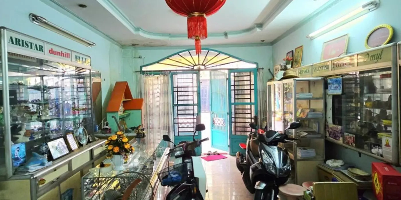 Bán nhà mặt phố đường số 5, Phước Bình, Q9, Thủ Đức, TP HCM. DT 102m2, cấp 4. Giá 9.4 tỷ