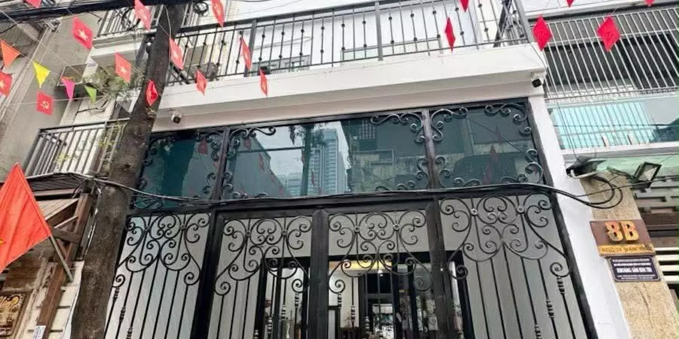 Bán nhà phố Vạn Bảo, Ba Đình 38m, 6 tầng, mt 4.6m. Giá: 23.9 tỷ. LH: 0937158386