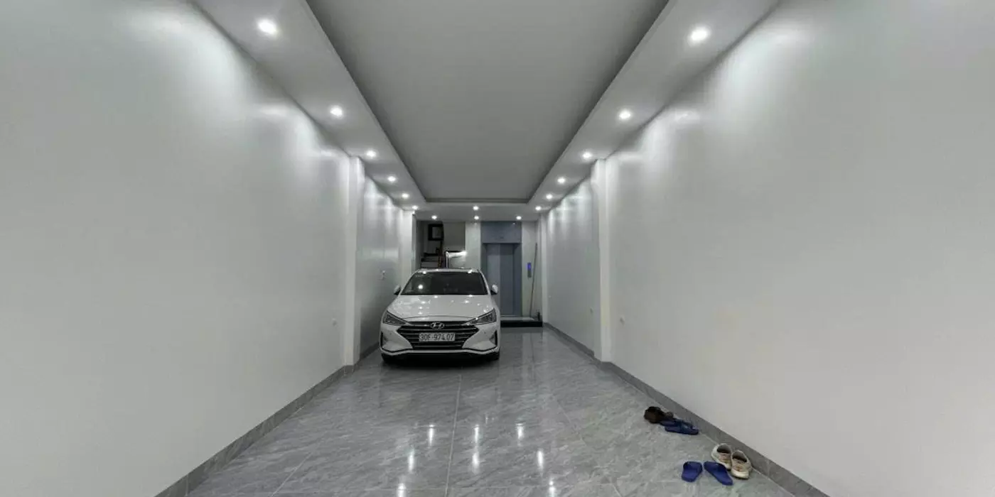 Bán nhà Ngô Gia Tự 60m 6 tầng thang máy MT4m kinh doanh ô tô tránh giá 18 tỷ