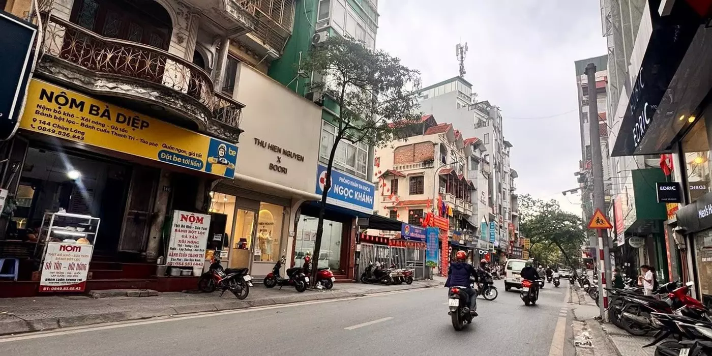 🏢 BÁN TÒA VP MẶT PHỐ CHÙA LÁNG - ĐỐNG ĐA - 8 TẦNG THANG MÁY - DÒNG TIỀN 200TR/THÁNG - 71 TỶ